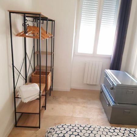 Central And Comfortable Studio, Near Train Station Марсилия Екстериор снимка